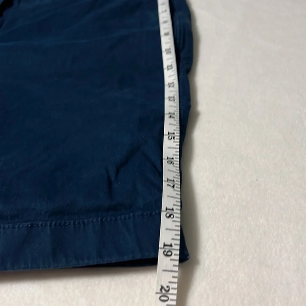 Vineyard vines shorts size 12